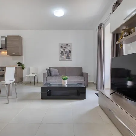 New - 2br Side By Sf Homes Lejlighed
