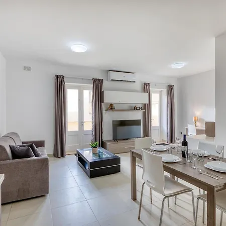 New - 2br Side By Sf Homes Lejlighed Sliema