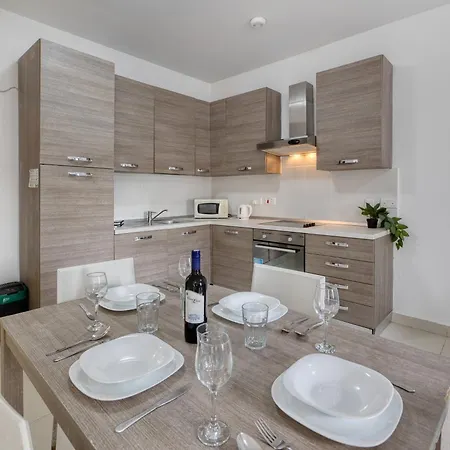 New - 2br Side By Sf Homes *