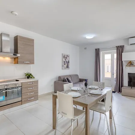 New - 2br Side By Sf Homes Sliema