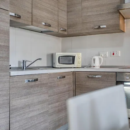 New - 2br Side By Sf Homes Sliema